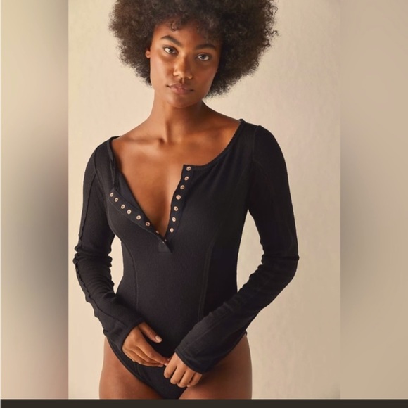 Free People Black Sloane Bodysuit NWT 🖤 - Picture 1 of 5